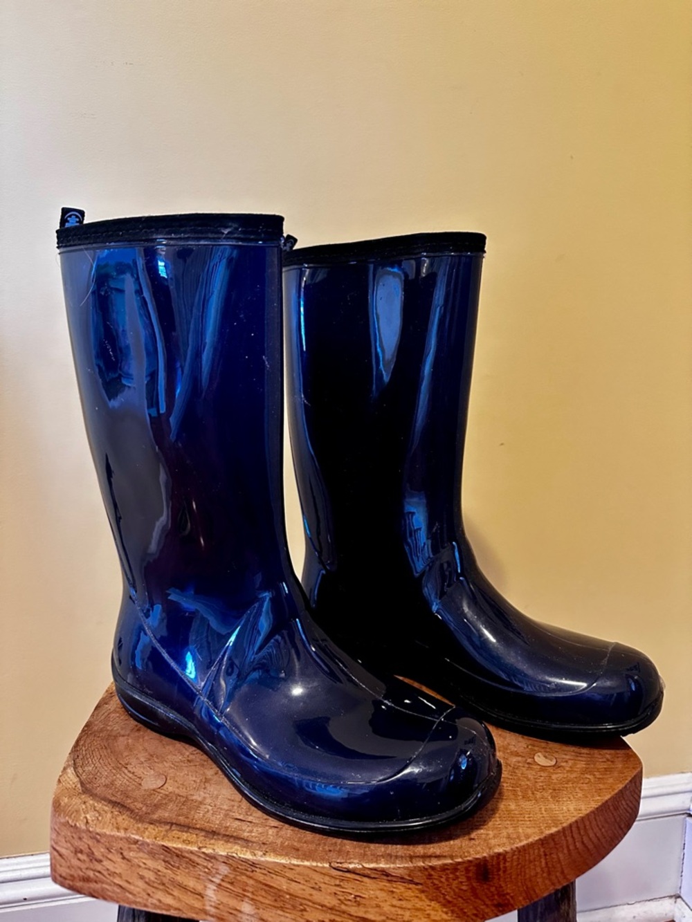 Kamik Navy Blue Gloss Rain Boots - Women's Rain Boots - Picture 2 of 3